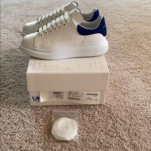 Like New Alexander McQueen Mens Sneakers